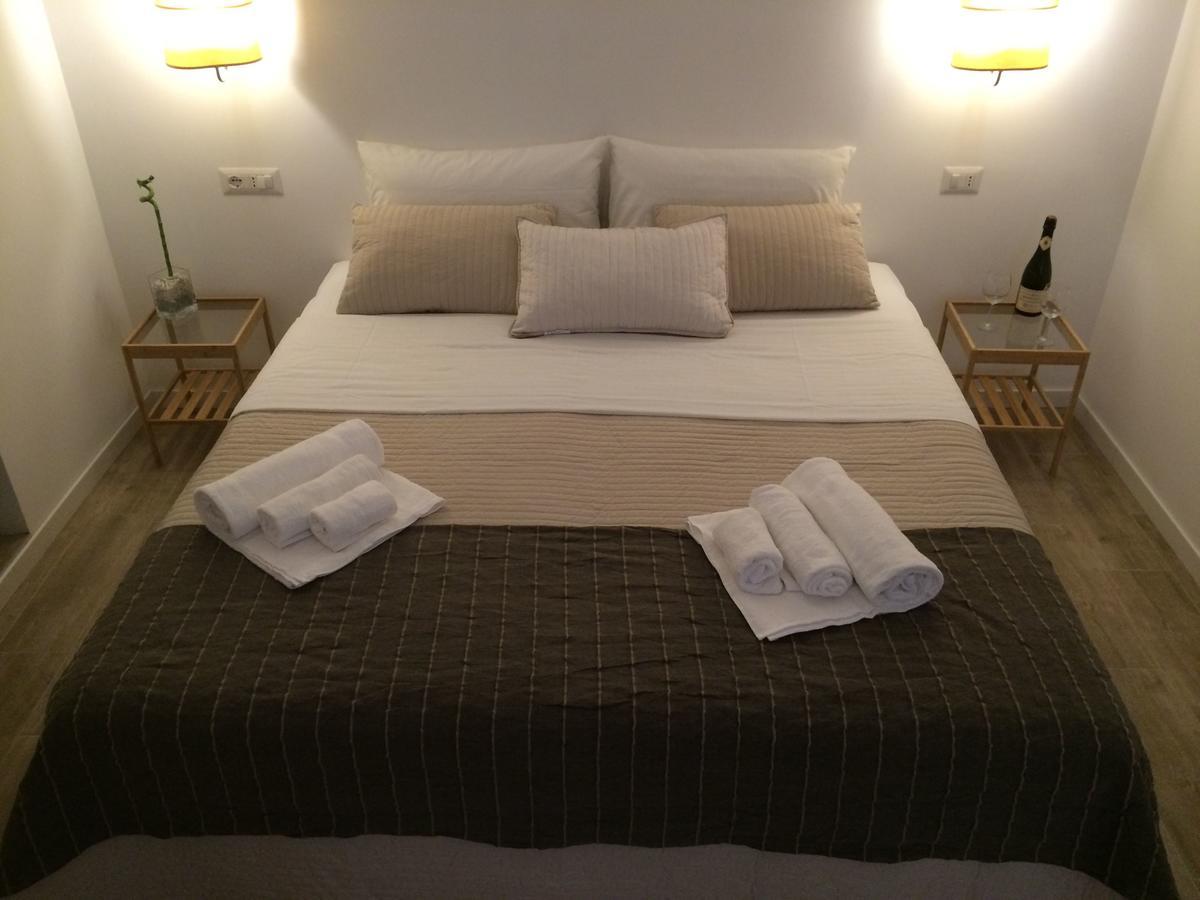 Bed and Breakfast Alloggio Turistico Al Colosseo Rom Exterior foto